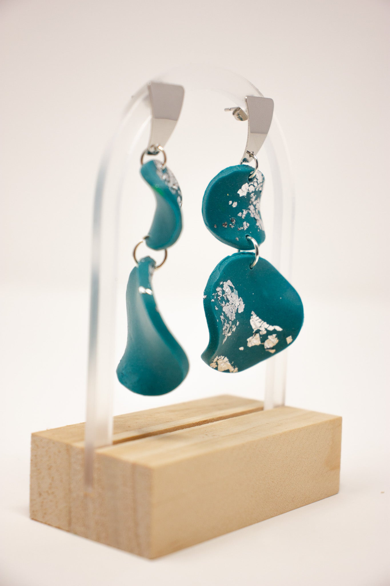 Ondes - Sea Glass with Silver Leaf